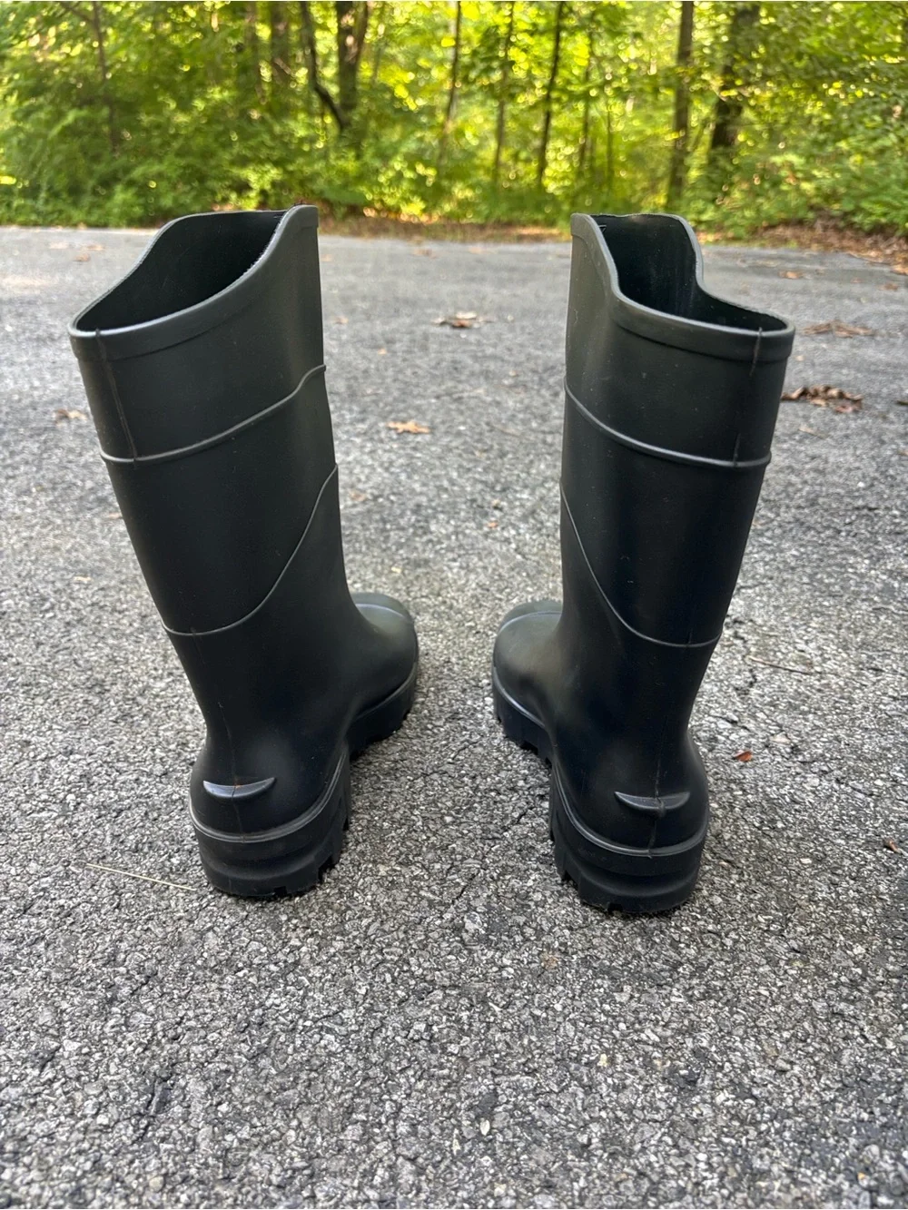Mismatched Marshalltown & Servus Unisex Black Rubber Work Boots